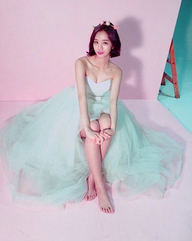 n8XHePWg Kpop Girls Day Hyeri Fap 38.jpg